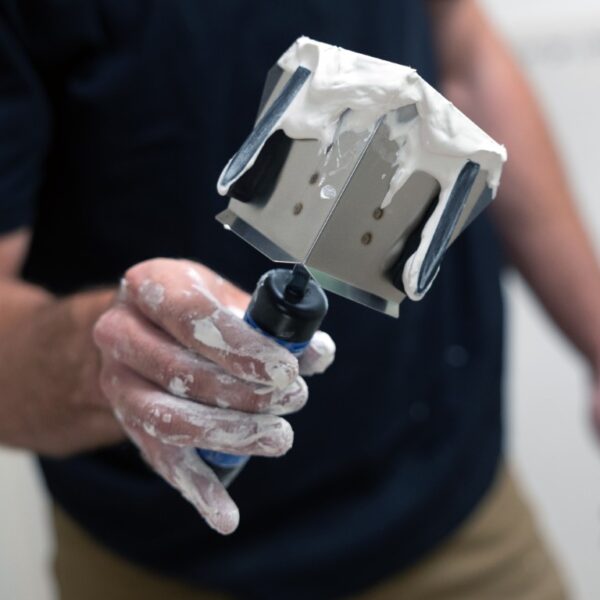 Inside 90° Corner Hand Flusher - Image 3